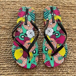 Ipanema Women's Flip Flops Size 10 Fruit Pattern Summer Sandals